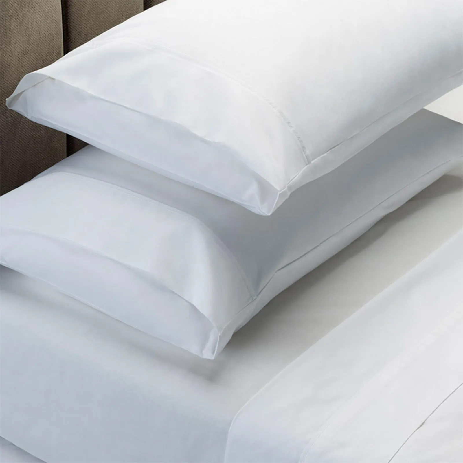4 Piece 1500TC Sheet Set | Goose Feather Down Pillows 2 Pack | Queen | White