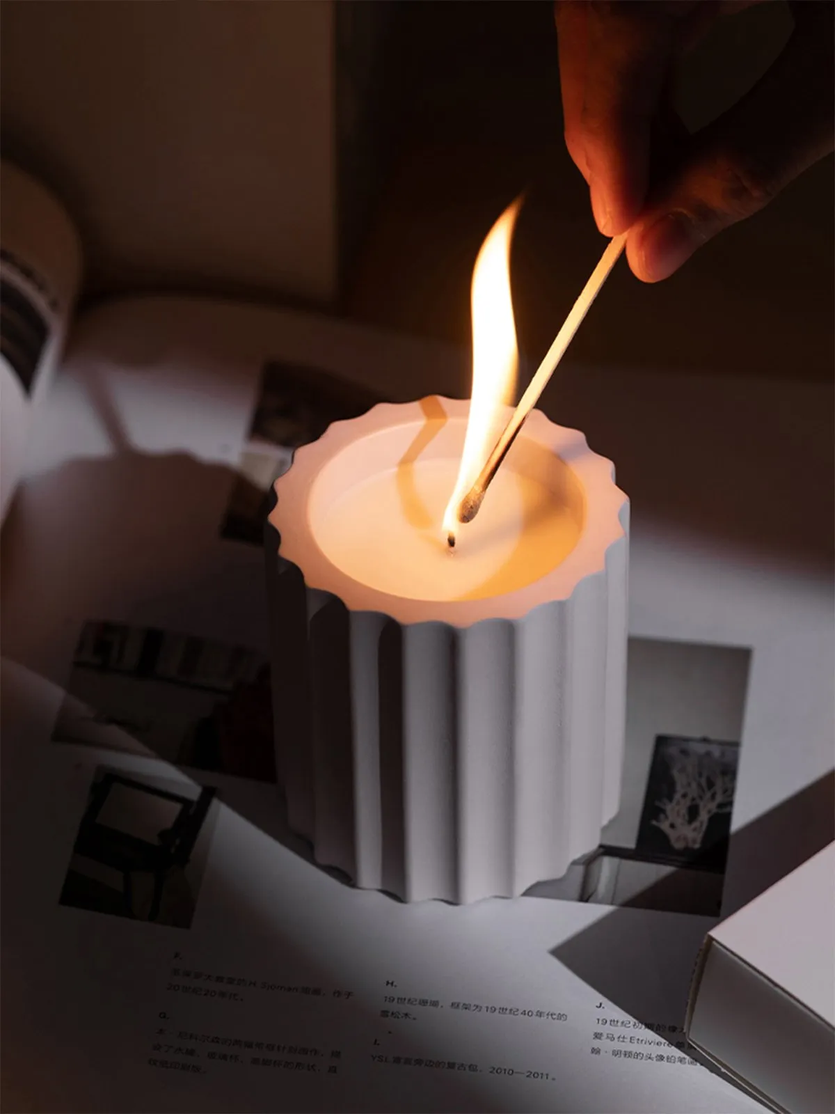 Roman Column Scented Candle 4.2 oz