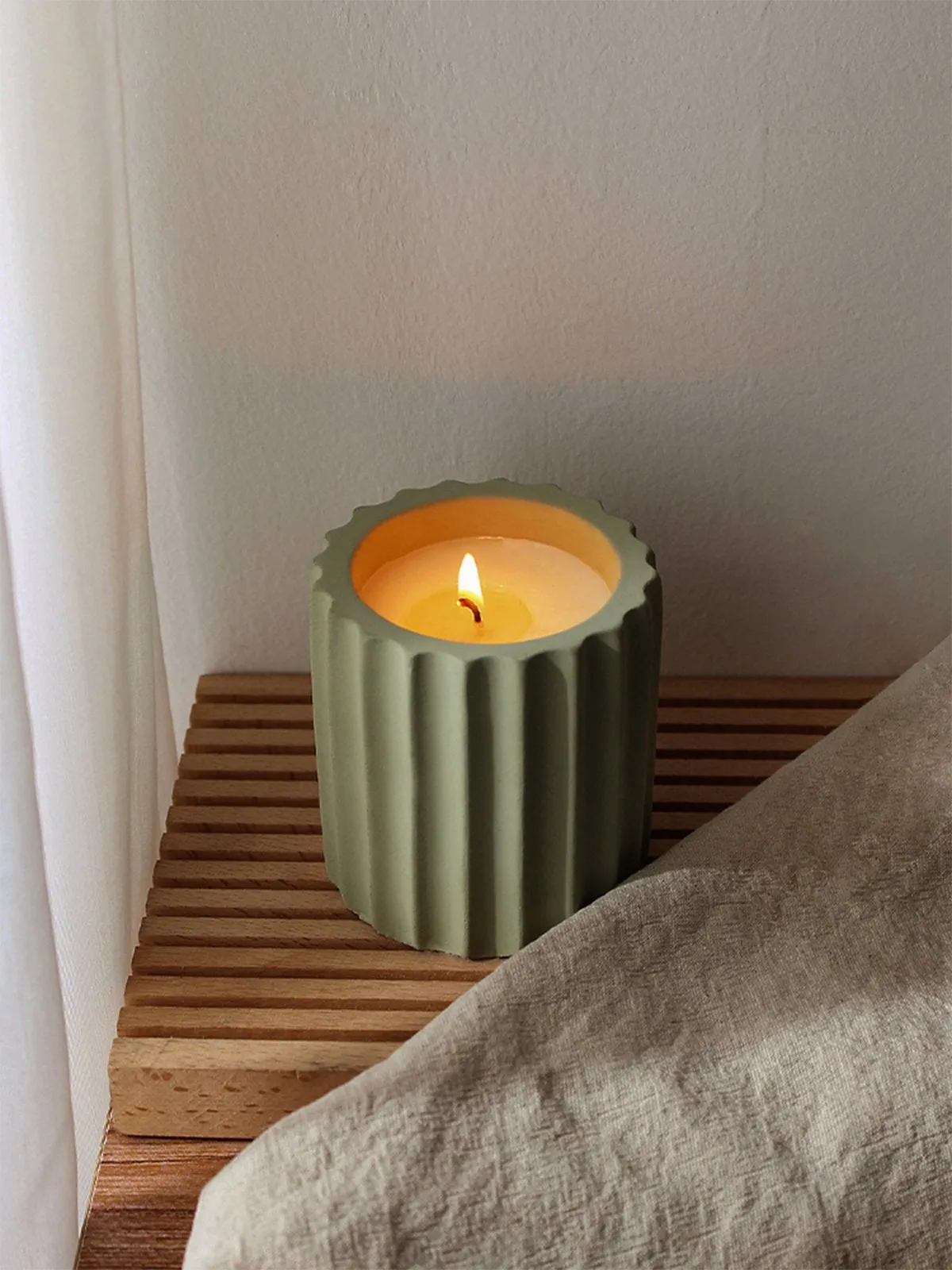 Roman Column Scented Candle 4.2 oz
